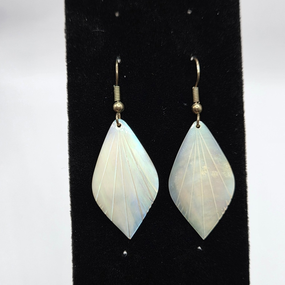 Vintage Mother of Pearl Leaf Earrings Carved Shell Iridescent 2" Boho